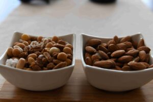 Read more about the article Бүйлс (Almonds): Эрүүл Мэндэд Ээлтэй Супер Хоол